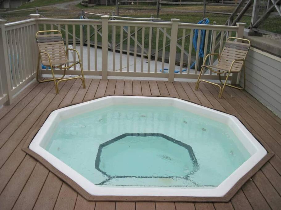 Deluxe Ski On Off 1Br Suite Sleeps 4 On Jiminy Mtn ハンコック エクステリア 写真